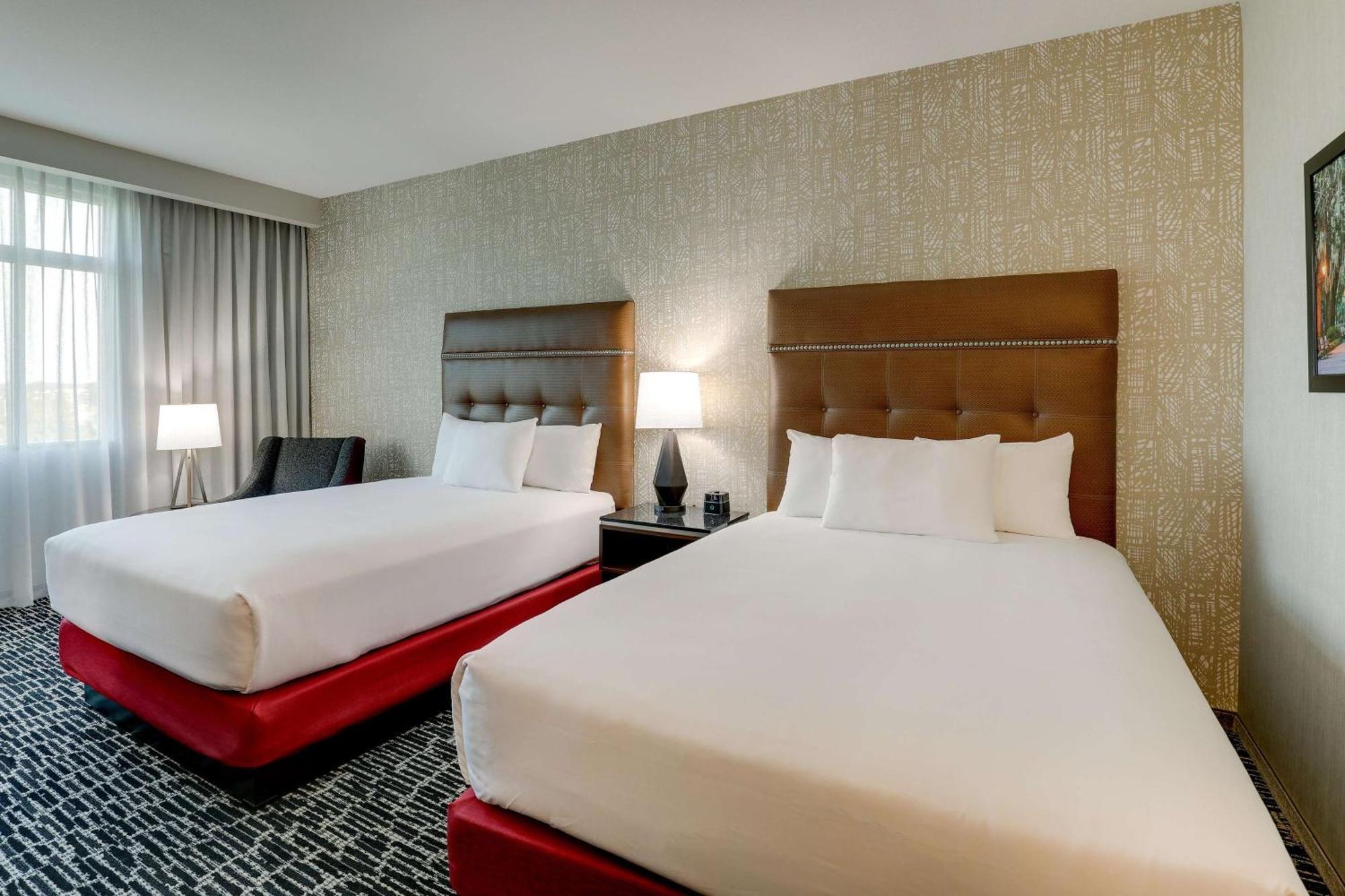 Drury Plaza Hotel Savannah 풀러 외부 사진