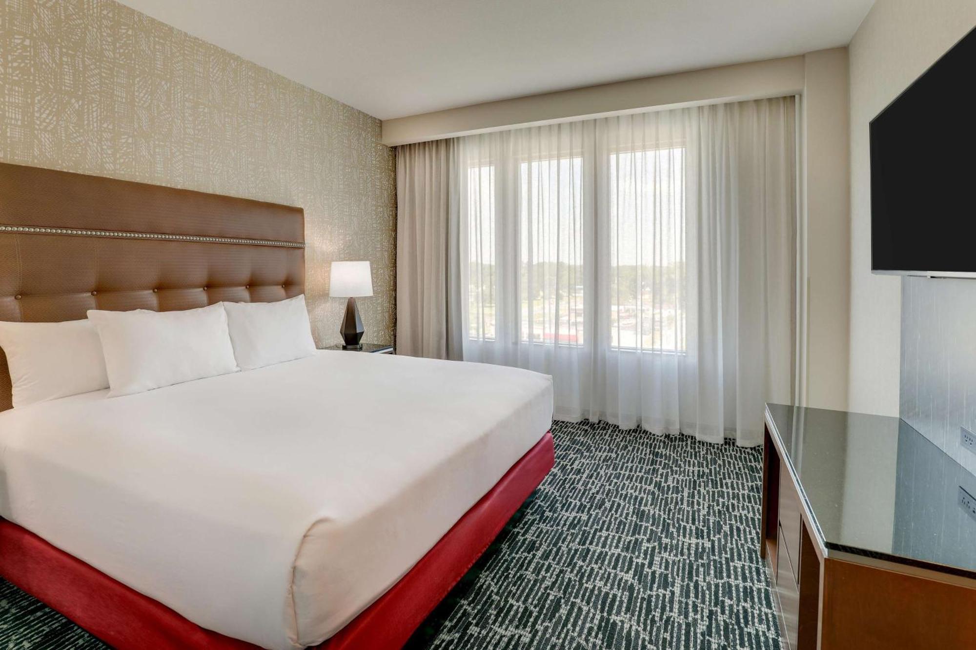 Drury Plaza Hotel Savannah 풀러 외부 사진