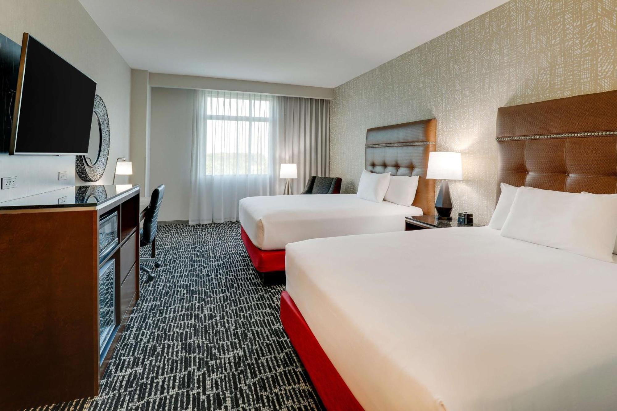 Drury Plaza Hotel Savannah 풀러 외부 사진